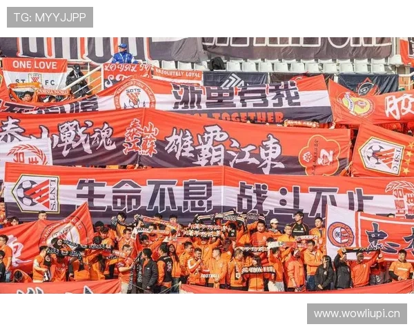 泰山队争冠节奏趋稳,关键阶段表现波动逐步反映,战绩稳定性面临考验 泰山队争冠节奏趋稳,关键阶段表现波动逐步反映,战绩稳定性面临考验