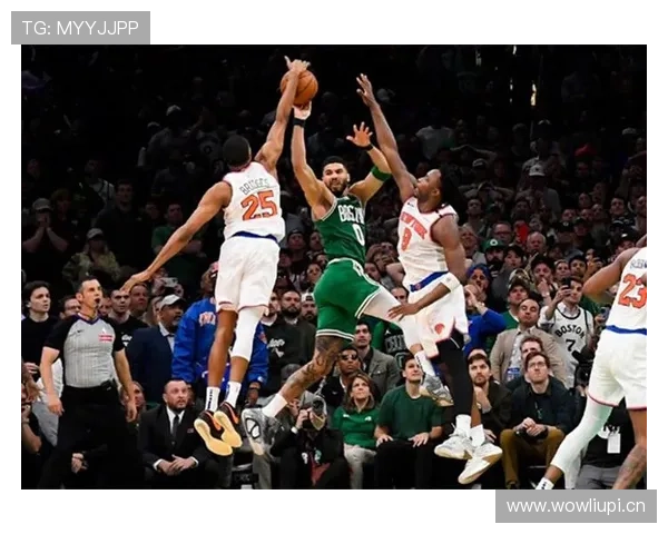 塔图姆挡拆单打拉开空间，本季外线威胁接近库里